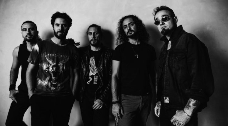 Seeker Becomes Seer lança álbum autointitulado de estreia