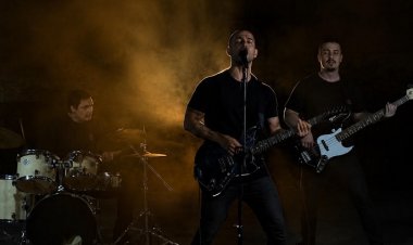 Agonia lança o novo single "Rocha Eterna"